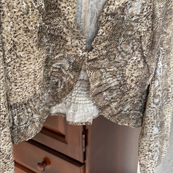 Bamboo Traders Sudo-snake print ruffle jacket. - Picture 5 of 5